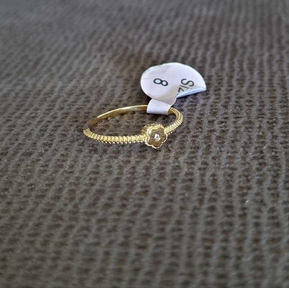 Rachel Zoe Dainty Gold💛 Flower🌸 Ring💍 - NWT - Picture 12 of 15